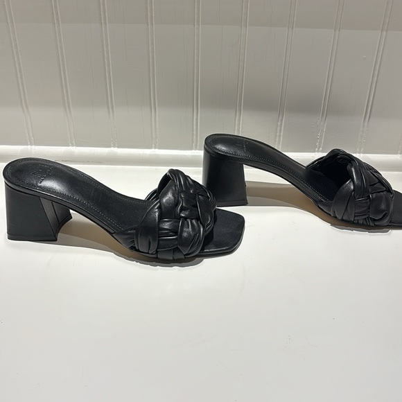 Marc Fisher Cerita Slide Sandals. 7M Black - Picture 3 of 6